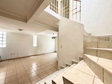 venta de casa en privada Santa Bárbara- cerca de Walmart San Remo pozos Slp
