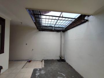 ✨ Disewakan Rumah Nyaman Dekat Uph & Supermal Karawaci - Taman Ubud Kencana