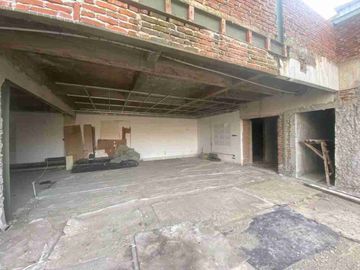 Jual Rumah 2 Lantai Luas 736m² di Cipete Butuh Renovasi
