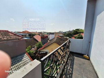 Rumah Tinggal Legenda Bali – 2,5 Lantai dengan Rooftop