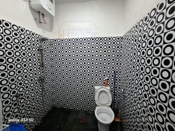 Rumah Tinggal Legenda Bali – 2,5 Lantai dengan Rooftop