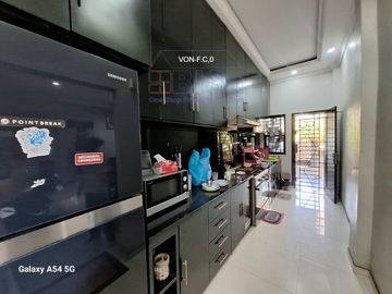 Rumah Tinggal Legenda Bali – 2,5 Lantai dengan Rooftop