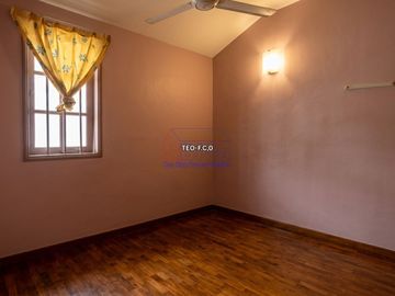 Rumah 1,5 Lantai di Baloi Impian — Dekat Grand Mall & Bcs Mall