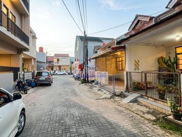 Rumah 1,5 Lantai di Baloi Impian — Dekat Grand Mall & Bcs Mall