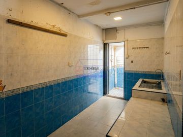 Rumah 1,5 Lantai di Baloi Impian — Dekat Grand Mall & Bcs Mall
