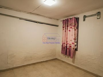 Rumah 1,5 Lantai di Baloi Impian — Dekat Grand Mall & Bcs Mall