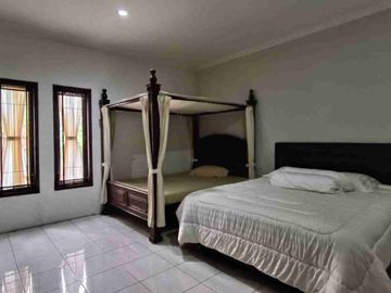 Rumah luxury di bintaro di Tangerang Selatan