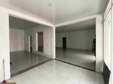 Disewakan Ruang Usaha Selangkah ke Jalan Veteran Solo
