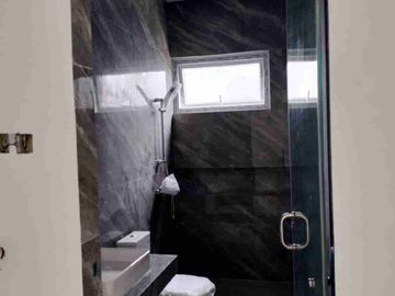 Dijual Rumah Baru Taman Surya