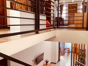 Dijual Rumah Murah 2 Lantai dekat Pasar Karangploso di Jalan Raya Karangjuwet, Kota Malang