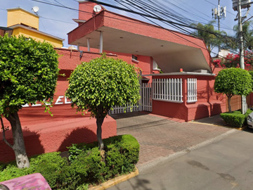 Casa en venta en Av. Acueducto, La Concha, Xochimilco, Ciudad de México, CDMX