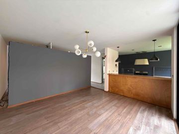 CASA DE AUTOR EN VENTA REFUGIO QUERÉTARO DE 3 RECÁMARAS, JARDÍN Y DOBLE ALTURA