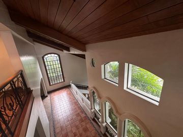 5 Bedroom House with Garden for Rent Valle Verde 4 at Pasig City