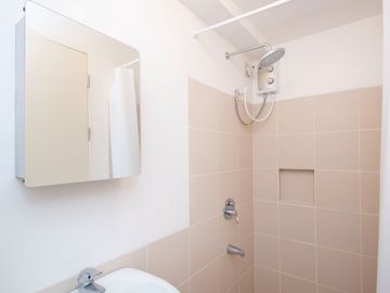 Condo for Rent in DMCI Homes Infina Towers Aurora Blvd. Quezon City