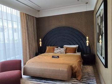 Rumah Mewah Masterpiece 2 Lantai Lega Asri dan Strategis di Alam Sutera