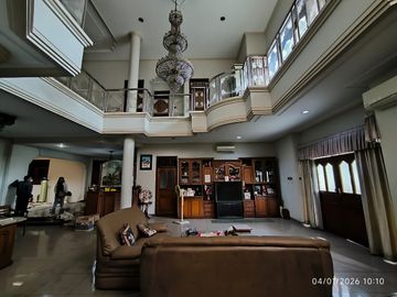 Dijual Rumah Strategis Hook Citra 2 JakBar LT 460 Furnished SHM