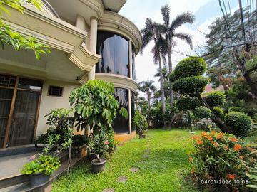 Dijual Rumah Strategis Hook Citra 2 JakBar LT 460 Furnished SHM
