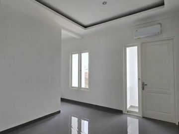 RUMAH BARU 2 LANTAI SIAP HUNI DALAM CLUSTER PONDOK KOPI, JAKARTA TIMUR
