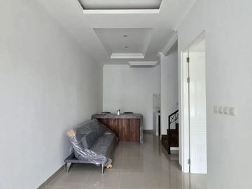 RUMAH BARU 2 LANTAI SIAP HUNI DALAM CLUSTER PONDOK KOPI, JAKARTA TIMUR