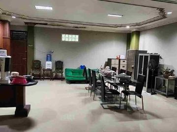 Dijual rumah 3 lantai wika