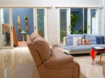 RUMAH MEGAH 2 LANTAI DALAM KOMPLEK ABADI DUREN SAWIT, JAKARTA TIMUR