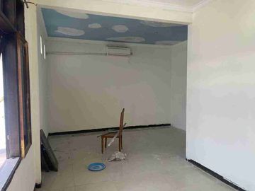 rumah siap huni cluste depan di harapan indah bekasi