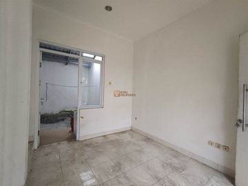 Rumah Modern Tropical Family Living – Dekat BSD City, AEON Mall & Tol Serpong