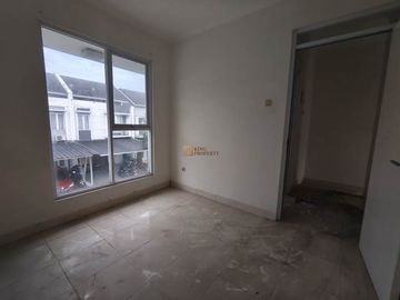 Rumah Modern Tropical Family Living – Dekat BSD City, AEON Mall & Tol Serpong