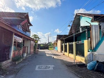 HUNIAN SIAP HUNI DI SEWON, TANAH 100M² + BANGUNAN 100M² – RP600 JUTA NEGO