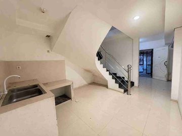 sunter rumah siap huni 3 lantai