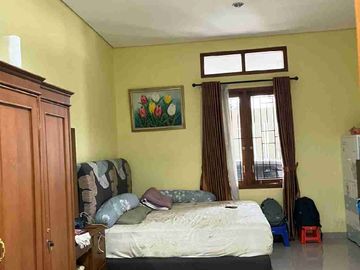 RUMAH 2 LANTAI WALANG BARU KOJA JAKARTA UTARA SHM DALAM KOMPLEK RAPI SIAP HUNI
