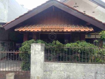 Di Jual Rumah Luas & Strategis Di Tebet Timur Jakarta Selatan