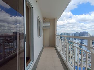 Well-Maintained 2BR Condo at Fairlane Residences, Kapitolyo