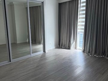 Spacious 3 Bedroom Residence with 2 Parking Slots in Pacific Plaza Towers, BGC - R1744