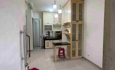 Dijual / disewakan Rumah Cantik lingkungan sangat bagus CBD Citragrand Cibubur Rumah yg sangat aman tentram dengan One Gate System.