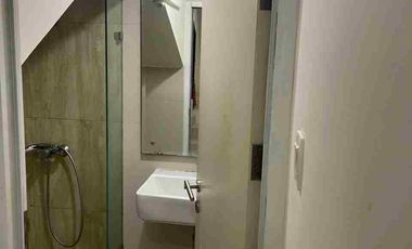 Dijual / disewakan Rumah Cantik lingkungan sangat bagus CBD Citragrand Cibubur Rumah yg sangat aman tentram dengan One Gate System.
