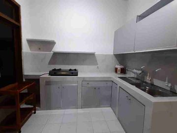 Disewakan rumah furnished murah area monjali