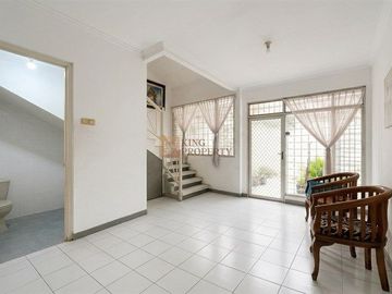 Dijual Rumah 2,5 Lantai, 4 bedroom, semi furnish, Bebas Banjir di Perumahan Griya mas Srengseng Jakarta Barat.