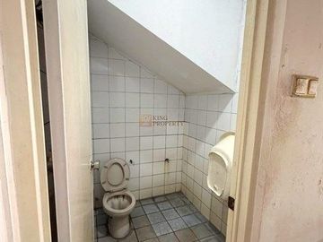 Dijual Rumah 2,5 Lantai, 4 bedroom, semi furnish, Bebas Banjir di Perumahan Griya mas Srengseng Jakarta Barat.
