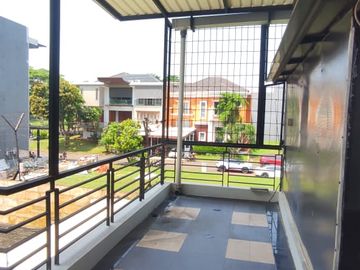 DISEWAKAN RUMAH RAPIH SIAP HUNI DI	CLUSTER SAPPHIRE , PHG GADING SERPONG