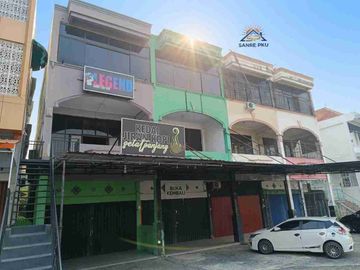RUKO CANTIK DIJANTUNG KOTA 2,5 LANTAI FULL SEKAT COCOK UTK SEGALA JENIS USAHA
