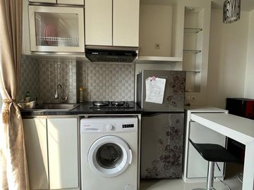 Dijual 2BR Full Furnish Oak Tower B – Untuk Keluarga, Dekat LRT & Terminal Pulo Gadung, Lantai 21
