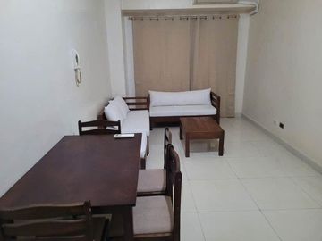 FOR RENT: 1-BEDROOM UNIT IN SIGNA DESIGNER RESIDENCES, SALCEDO VILLAGE, MAKATI