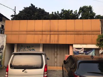Tempat Usaha Ex Apotek Lokasi Strategis Pinggir Jalan Raya Ciputat Kebayoran Lama Jakarta Selatan