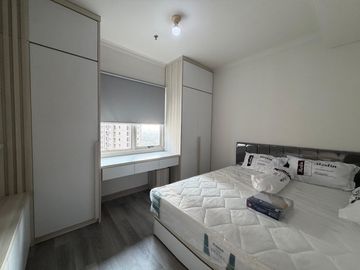 1Bed room furnish baru, parkit SIAP HUNI Apt.Royal mediterania garden Tanjung duren