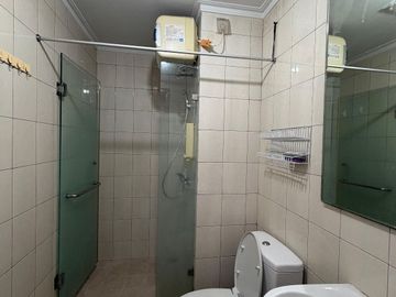 1Bed room furnish baru, parkit SIAP HUNI Apt.Royal mediterania garden Tanjung duren
