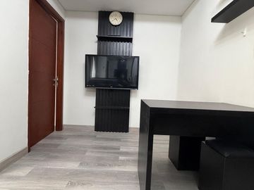 1Bed room furnish baru, parkit SIAP HUNI Apt.Royal mediterania garden Tanjung duren
