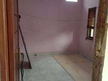 DIJUAL RUMAH DEKAT SUMMARECON BEKASI