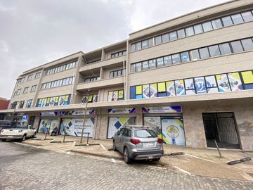 ARRIENDO OFICINA 305-A, PRAT 514