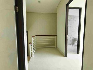 Jual rumah baru siap huni tipe clover 2,5 lt lokasi Amartha Safira Sidoarjo kota